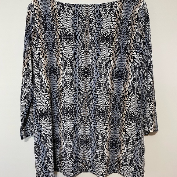 Dana Buchman Snakeskin Blouse Size L - Picture 6 of 8